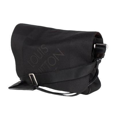 Louis Vuitton Geant Messenger Bag
